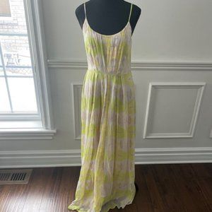 Charlie Jade Maxi Dress Small